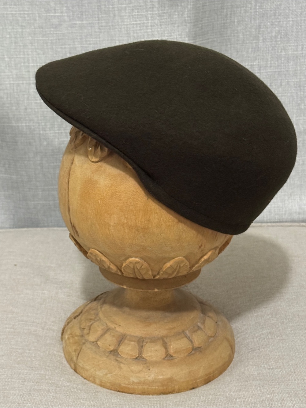 Like New Vintage Ethos brand 100% Wool Newsboy Hat-Sz s/m-Unisex-Olive Green